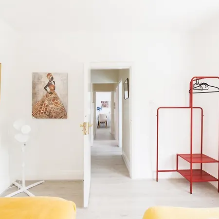 Beautiful 6 Bedroom House For 17 Guests Next To Edgbaston Stadium 아파트 버밍엄